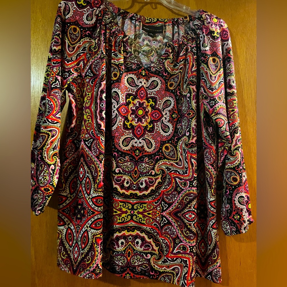 Dana Buchman Top Large 🌺